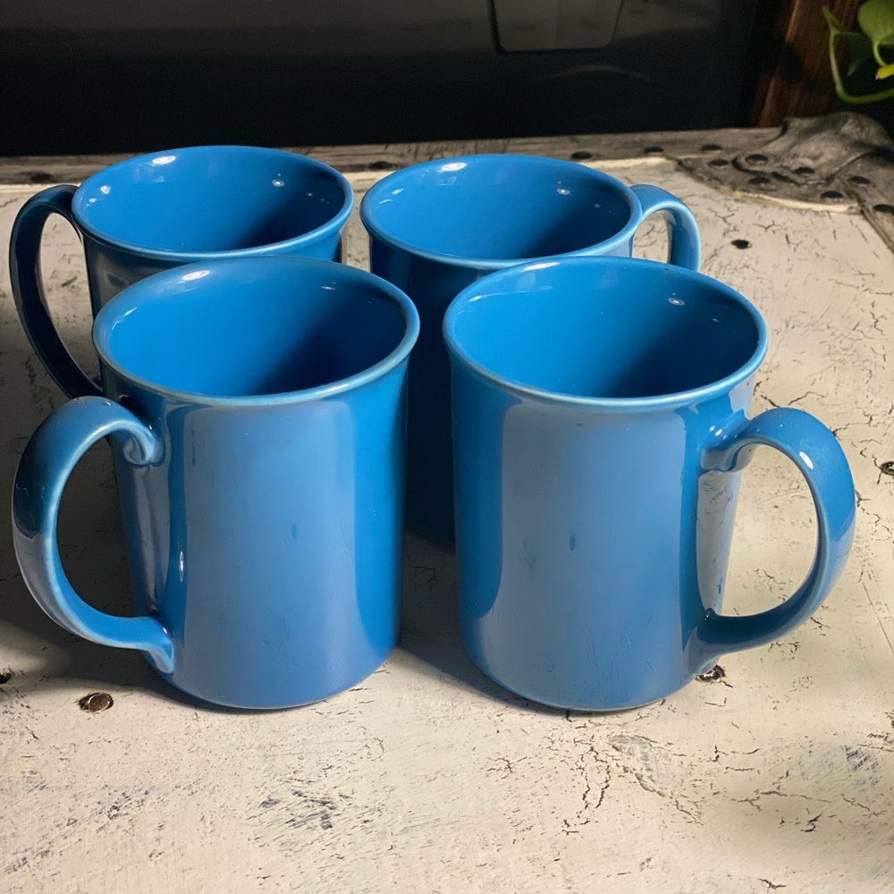 4 Corning Ware Blue 10 oz Cups / Mugs
